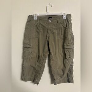 KUHL Olive Green Capri Cargo Pants Size 8 Drawstring Hiking Outdoor Active